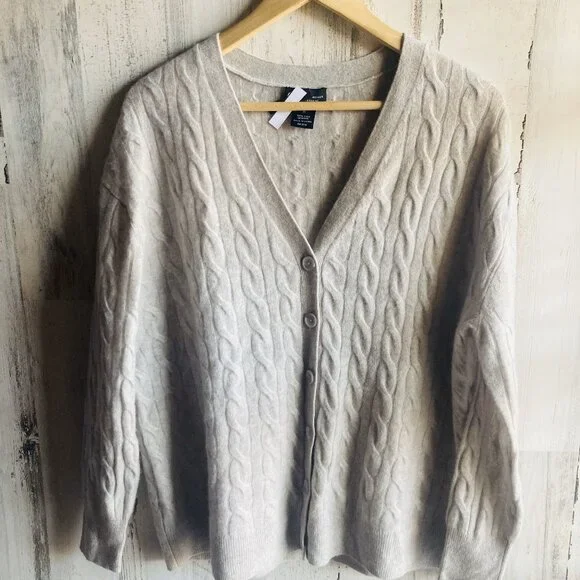 NWOT C by Bloomingdale's 100% Cashmere Grandpa Cardigan M Cable Knit Gray - Picture 2 of 12